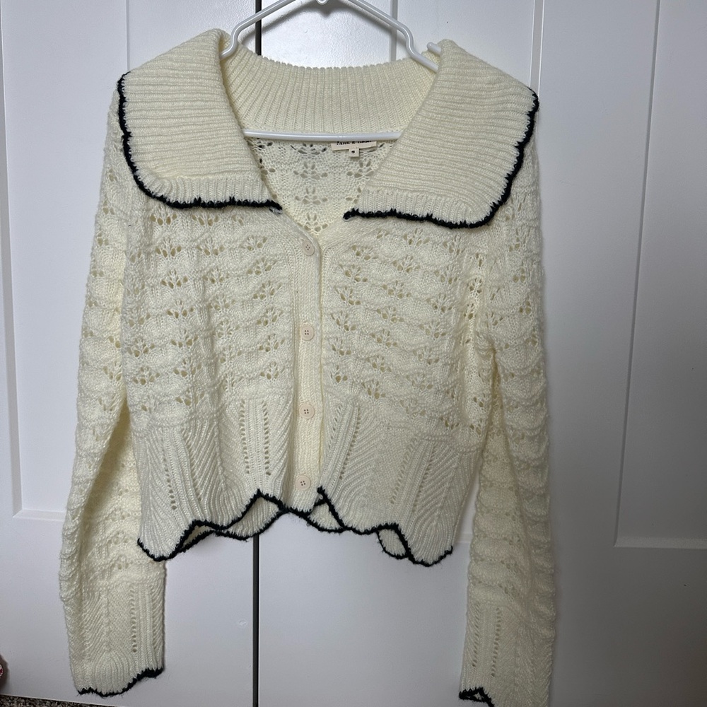 Cute Peter Pan collared cardigan